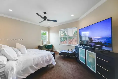 1448 Mariner Way Hollywood FL 33019
