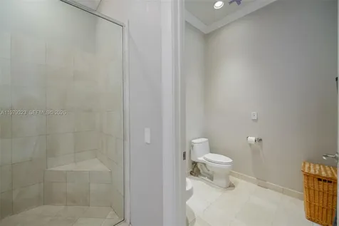 1448 Mariner Way Hollywood FL 33019