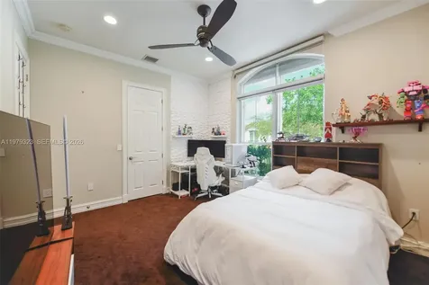 1448 Mariner Way Hollywood FL 33019