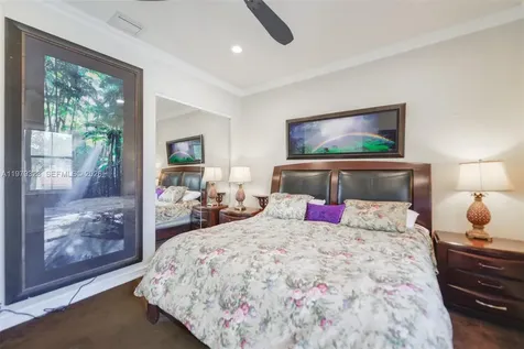 1448 Mariner Way Hollywood FL 33019