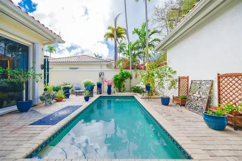 1448 Mariner Way Hollywood FL 33019