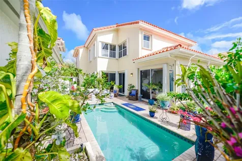 1448 Mariner Way Hollywood FL 33019