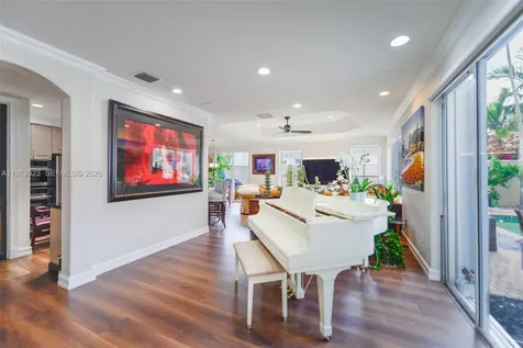 1448 Mariner Way Hollywood FL 33019