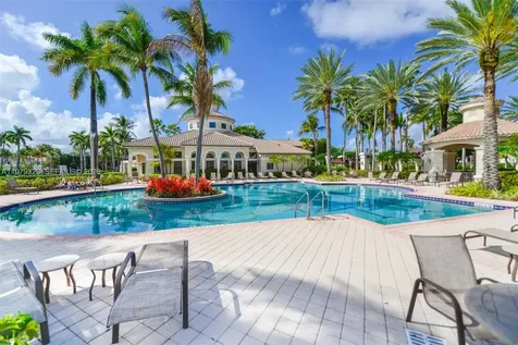 1448 Mariner Way Hollywood FL 33019
