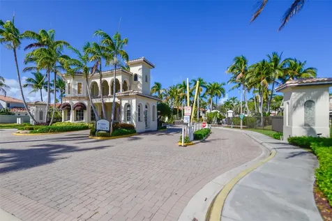 1448 Mariner Way Hollywood FL 33019