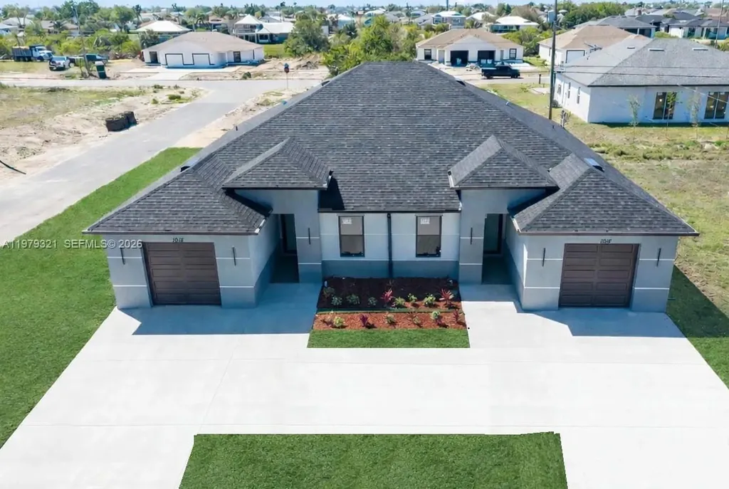 1315/1317 Diplomat Parkway E Cape Coral FL 33909
