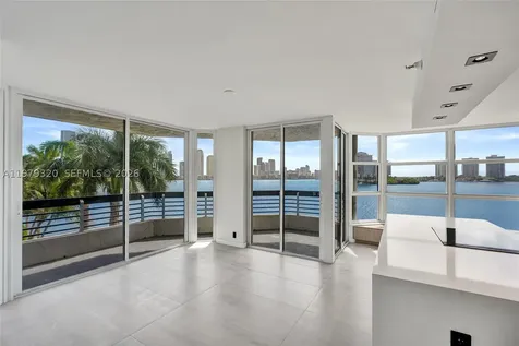 3530 Mystic Pointe Drive Aventura FL 33180