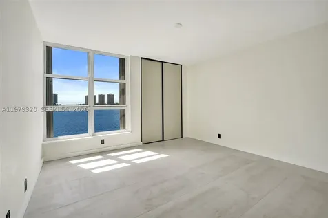 3530 Mystic Pointe Drive Aventura FL 33180