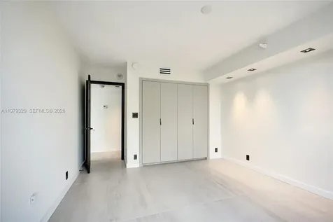 3530 Mystic Pointe Drive Aventura FL 33180