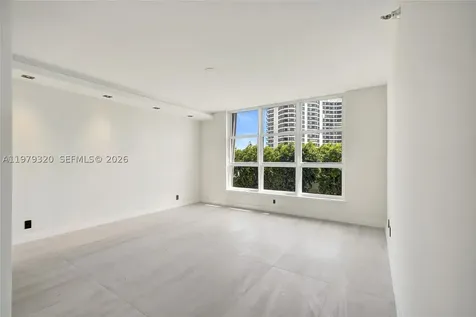 3530 Mystic Pointe Drive Aventura FL 33180