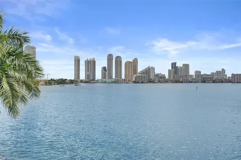 3530 Mystic Pointe Drive Aventura FL 33180