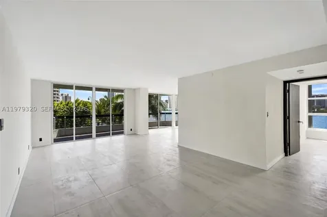 3530 Mystic Pointe Drive Aventura FL 33180