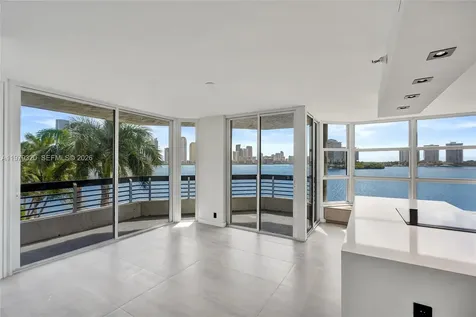 3530 Mystic Pointe Drive Aventura FL 33180