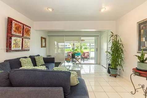 1421 NW 19th Terrace Delray Beach FL 33445