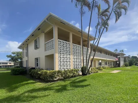 1421 NW 19th Terrace Delray Beach FL 33445
