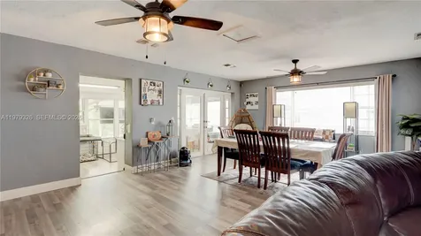 1715 SW 84th Avenue Miami FL 33155