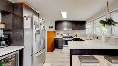 1715 SW 84th Avenue Miami FL 33155
