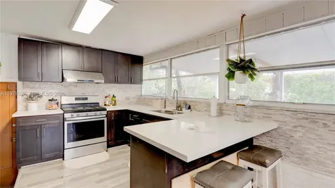 1715 SW 84th Avenue Miami FL 33155