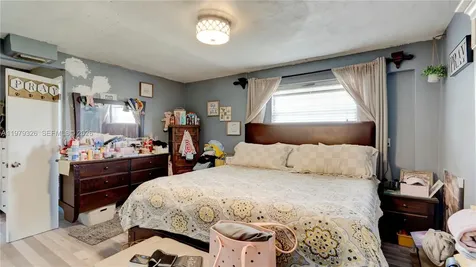 1715 SW 84th Avenue Miami FL 33155