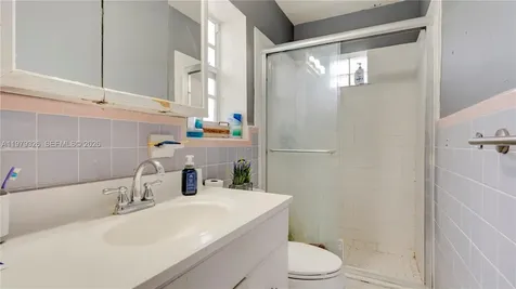 1715 SW 84th Avenue Miami FL 33155