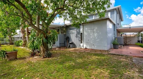 1715 SW 84th Avenue Miami FL 33155