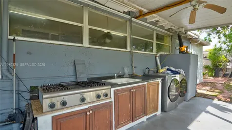 1715 SW 84th Avenue Miami FL 33155