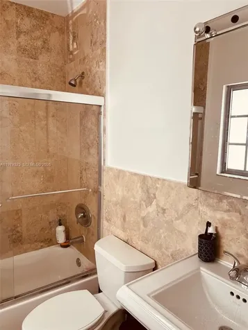 1500 Pennsylvania Avenue Miami Beach FL 33139