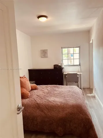 1500 Pennsylvania Avenue Miami Beach FL 33139