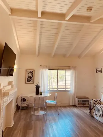 1500 Pennsylvania Avenue Miami Beach FL 33139