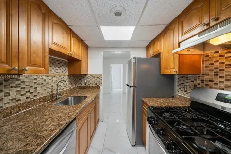915 Jefferson Avenue Miami Beach FL 33139