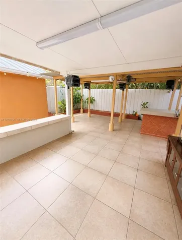 910 SW 140th Avenue Miami FL 33184
