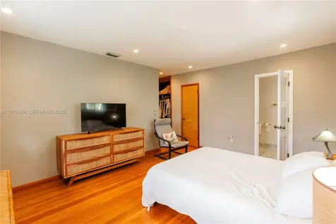 1449 Baracoa Avenue Coral Gables FL 33146