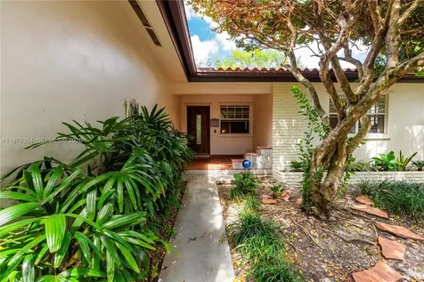1449 Baracoa Avenue Coral Gables FL 33146