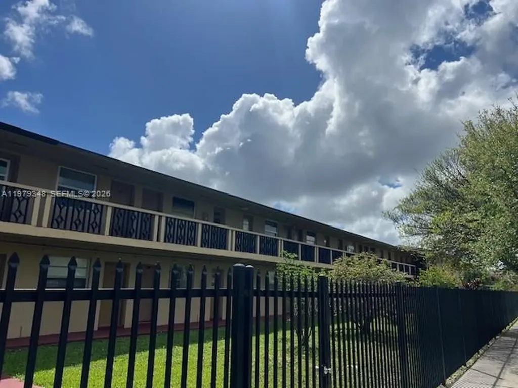 3901 SW 78th Court Miami FL 33155