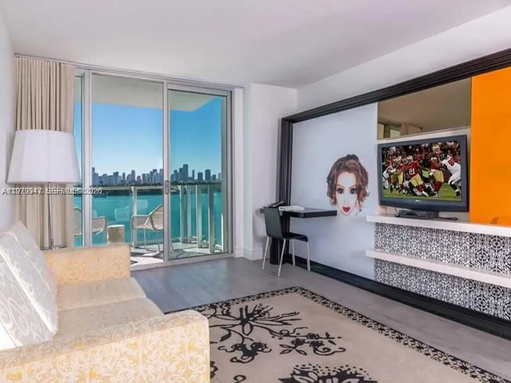 1100 West Avenue Miami Beach FL 33139