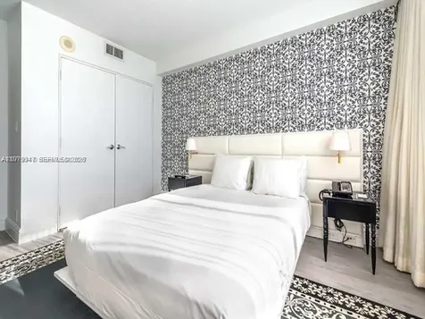 1100 West Avenue Miami Beach FL 33139