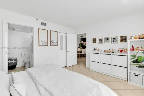 4550 NW 18th Avenue Deerfield Beach FL 33064