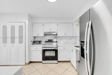 4550 NW 18th Avenue Deerfield Beach FL 33064