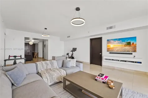 16275 Collins Avenue Sunny Isles Beach FL 33160