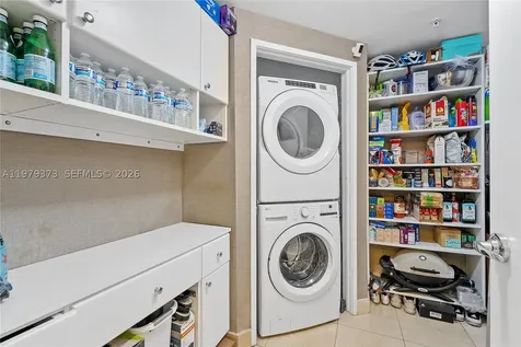 16275 Collins Avenue Sunny Isles Beach FL 33160