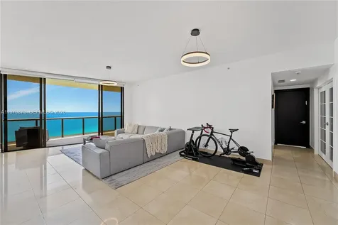16275 Collins Avenue Sunny Isles Beach FL 33160