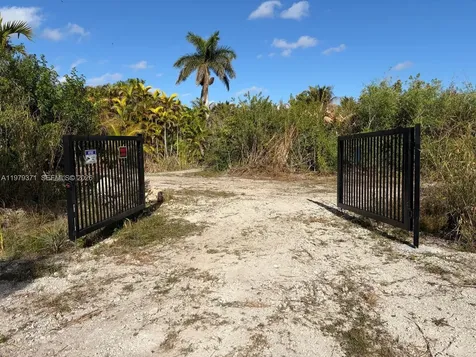 406 Street & 212 Avenue 406 Street & 212 Avenue Florida City FL 33034