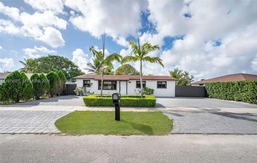 11442 SW 225th Street Miami FL 33170