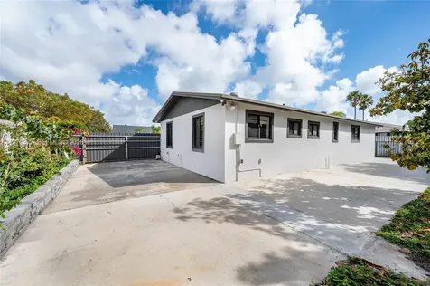 11442 SW 225th Street Miami FL 33170