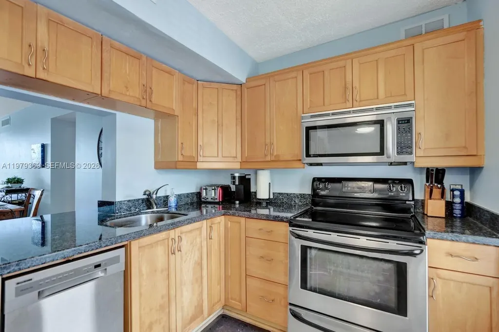 2651 S Course Drive Pompano Beach FL 33069