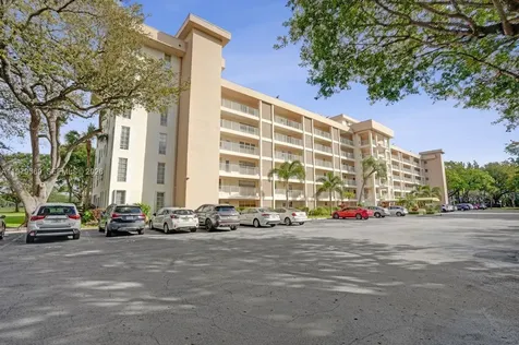 2651 S Course Drive Pompano Beach FL 33069