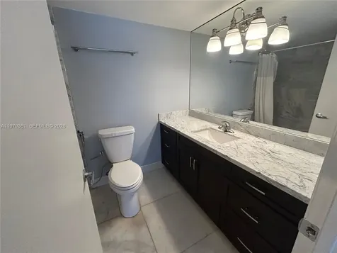 18031 Biscayne Boulevard Aventura FL 33160