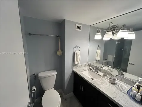 18031 Biscayne Boulevard Aventura FL 33160