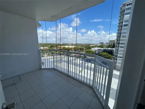 18031 Biscayne Boulevard Aventura FL 33160