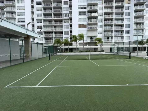 18031 Biscayne Boulevard Aventura FL 33160